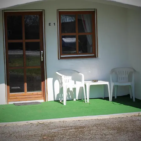 Paga Hotel 3*