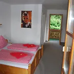 Paga 3*