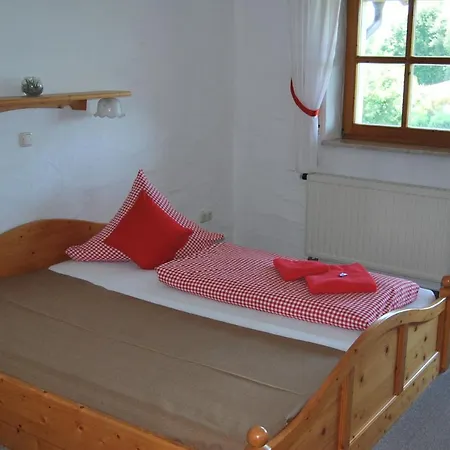Paga Hotel 3*