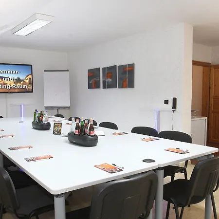 Paga Hotel 3*